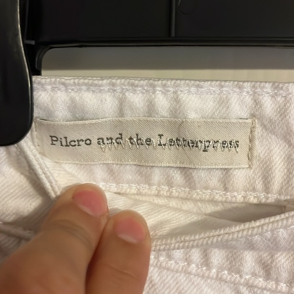 Pilcro and the Letterpress Hyphen Straight Leg Distressed Fringe Jeans Size 26 - Picture 6 of 7